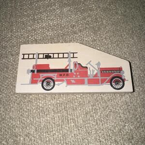 ANTIQUE FIRE ENGINE ACCESSORY PIECE CAT'S MEOW VILLAGE FIRE TRUCK PUMPER 1914